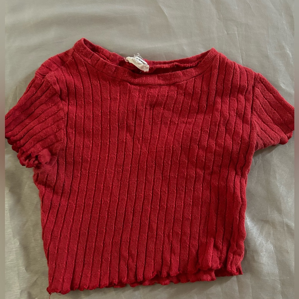 Red ribbed top